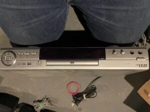 Avis DVD players surround sound system with Amplifier and sub