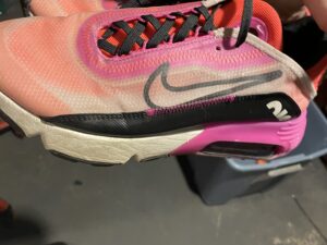 Women’s size 7 Nike air max running shoes