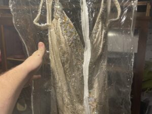 Mac Duggal bedazzled women’s size 6 dress